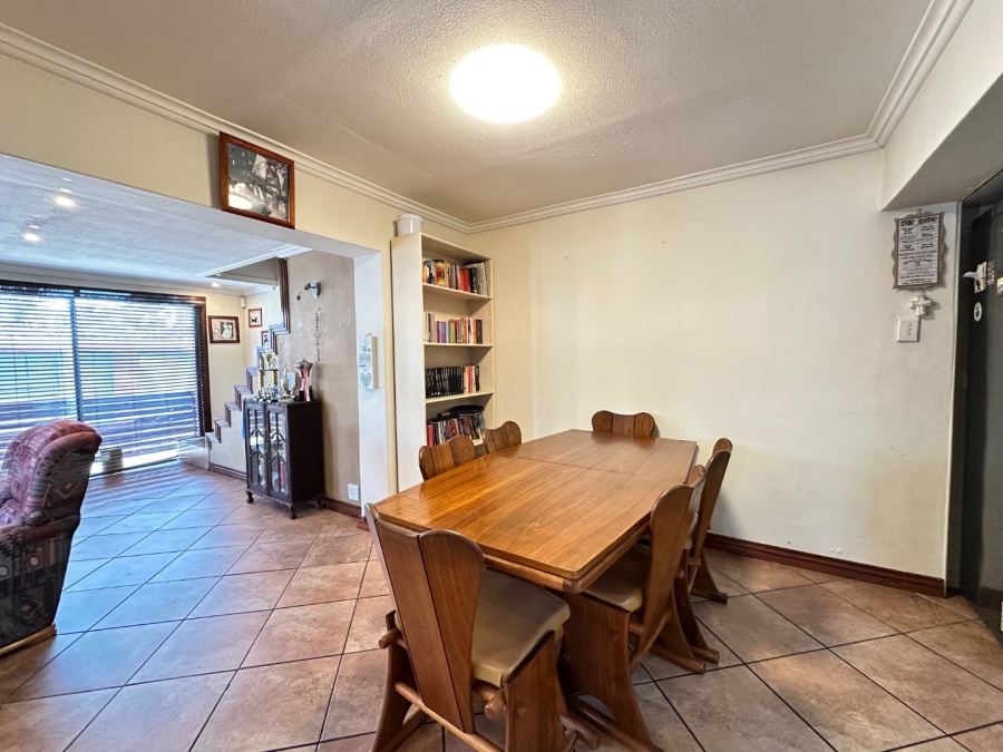 3 Bedroom Property for Sale in Fonteine Park Western Cape